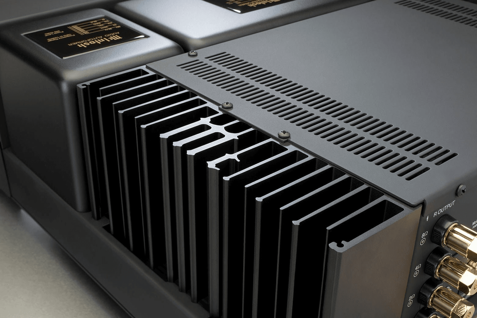 Mc Intosh MA 7200 VERSTERKER