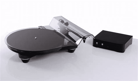 REGA PLANAR 8 zwart platenspeler