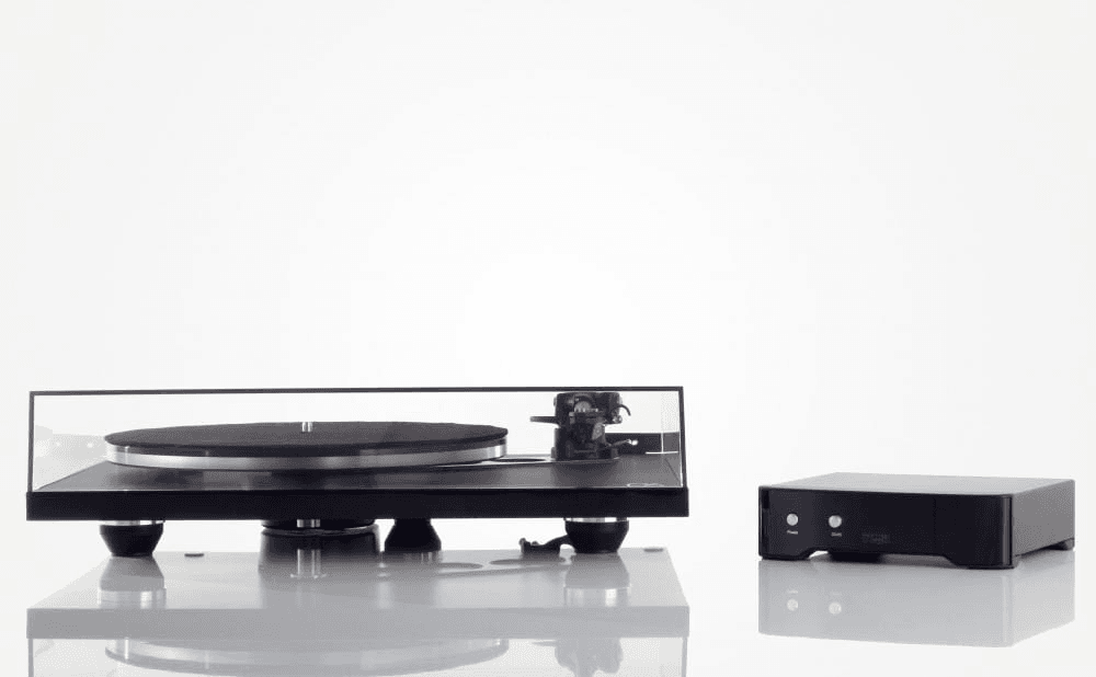 REGA PLANAR 6 zonder element platenspeler