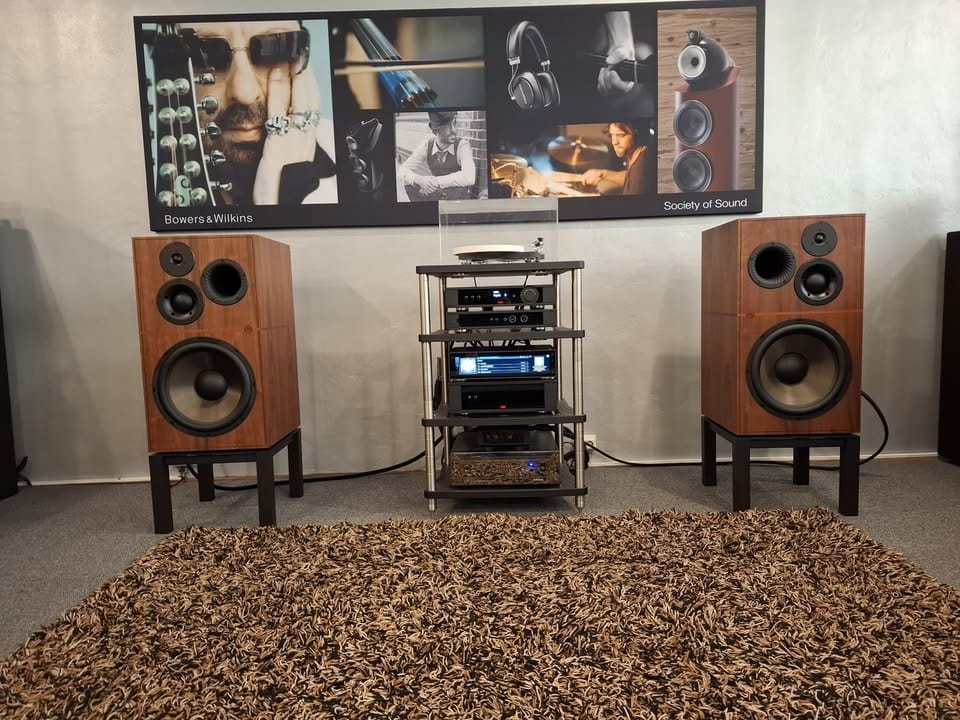 Revival Audio Atalante 7 Luidsprekers bij Hifi Overgaauw Leiden