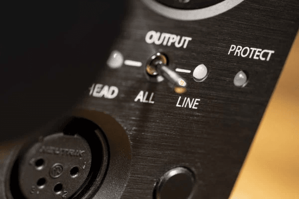 VIOLECTRIC HPA V324 HO0FDTELEFOON VERSTERKER