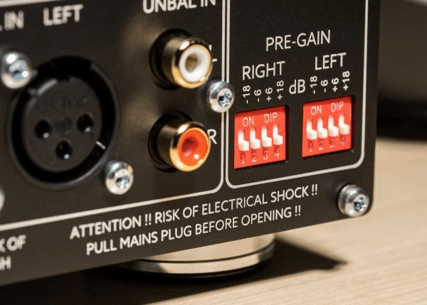 VIOLECTRIC HPA V202 HO0FDTELEFOON VERSTERKER