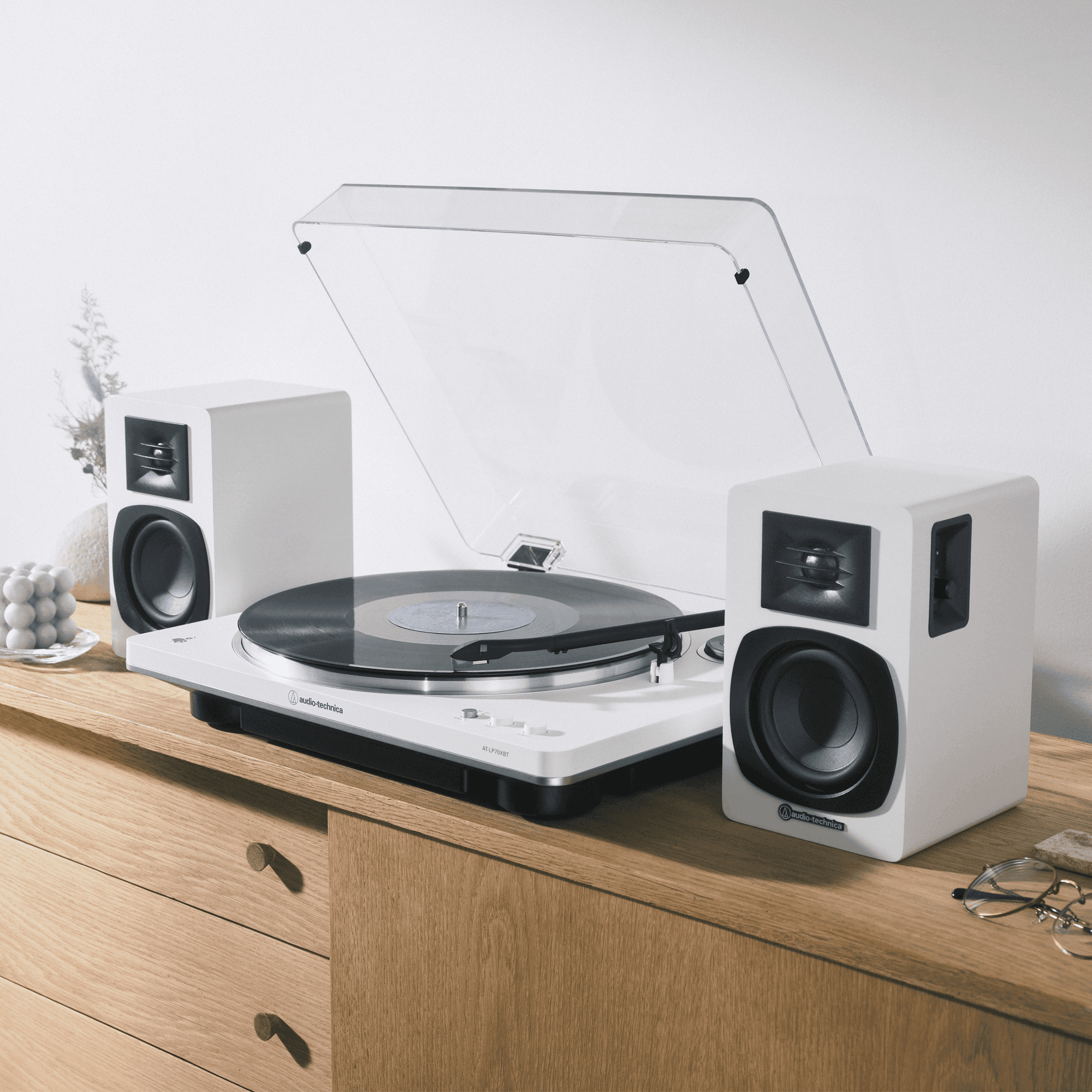 Audio- Technica AT-SP3X wit DRAADLOZE LUIDSPREKER