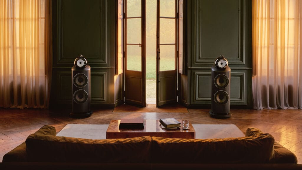 800D5 van Bowers and Wilkins in de woonkamer setting als design object