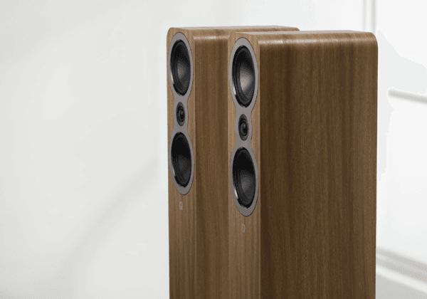 Q-acoustics Q 3040 c eik luidspreker